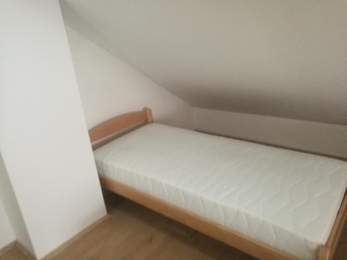 Appartamento Apartma Burjuca Ajdovščina Esterno foto